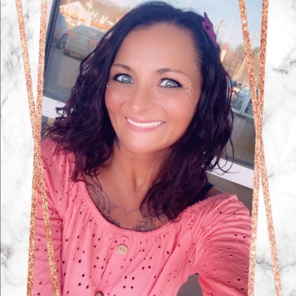 Meet your Posher, Krystal - Picture 5 of 6